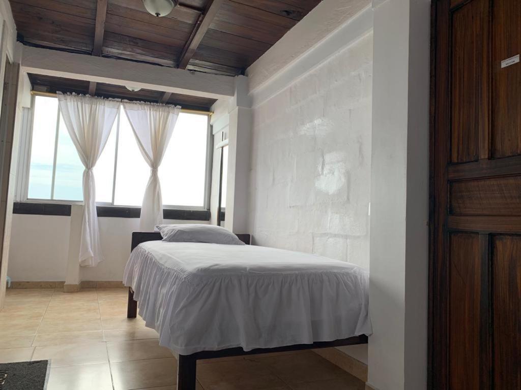 Hotel La Barca Atacames Eksteriør billede