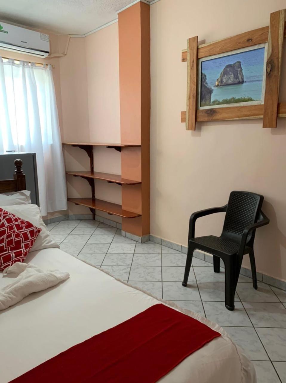 Hotel La Barca Atacames Eksteriør billede