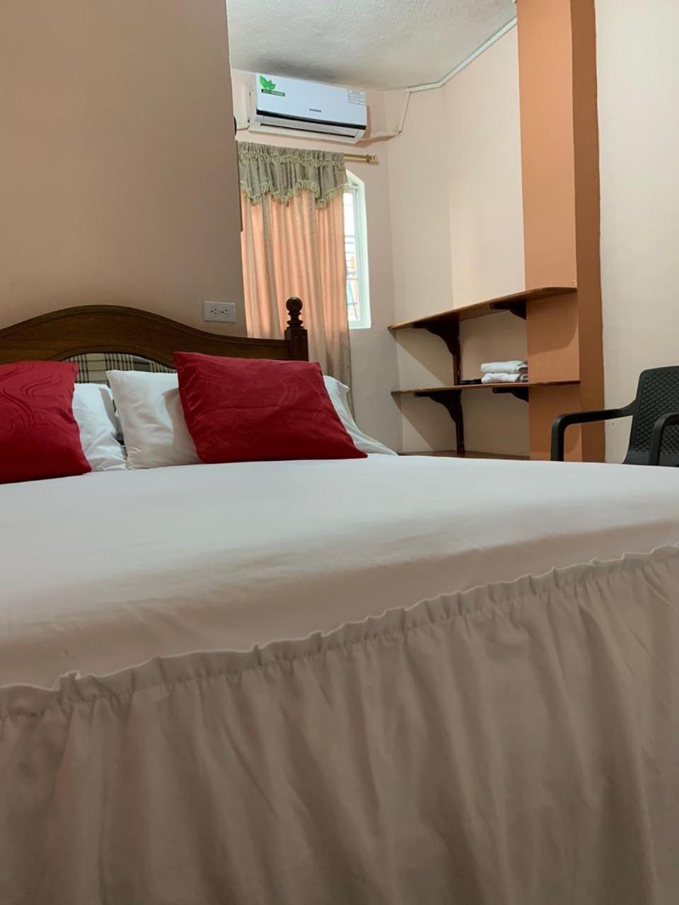 Hotel La Barca Atacames Eksteriør billede