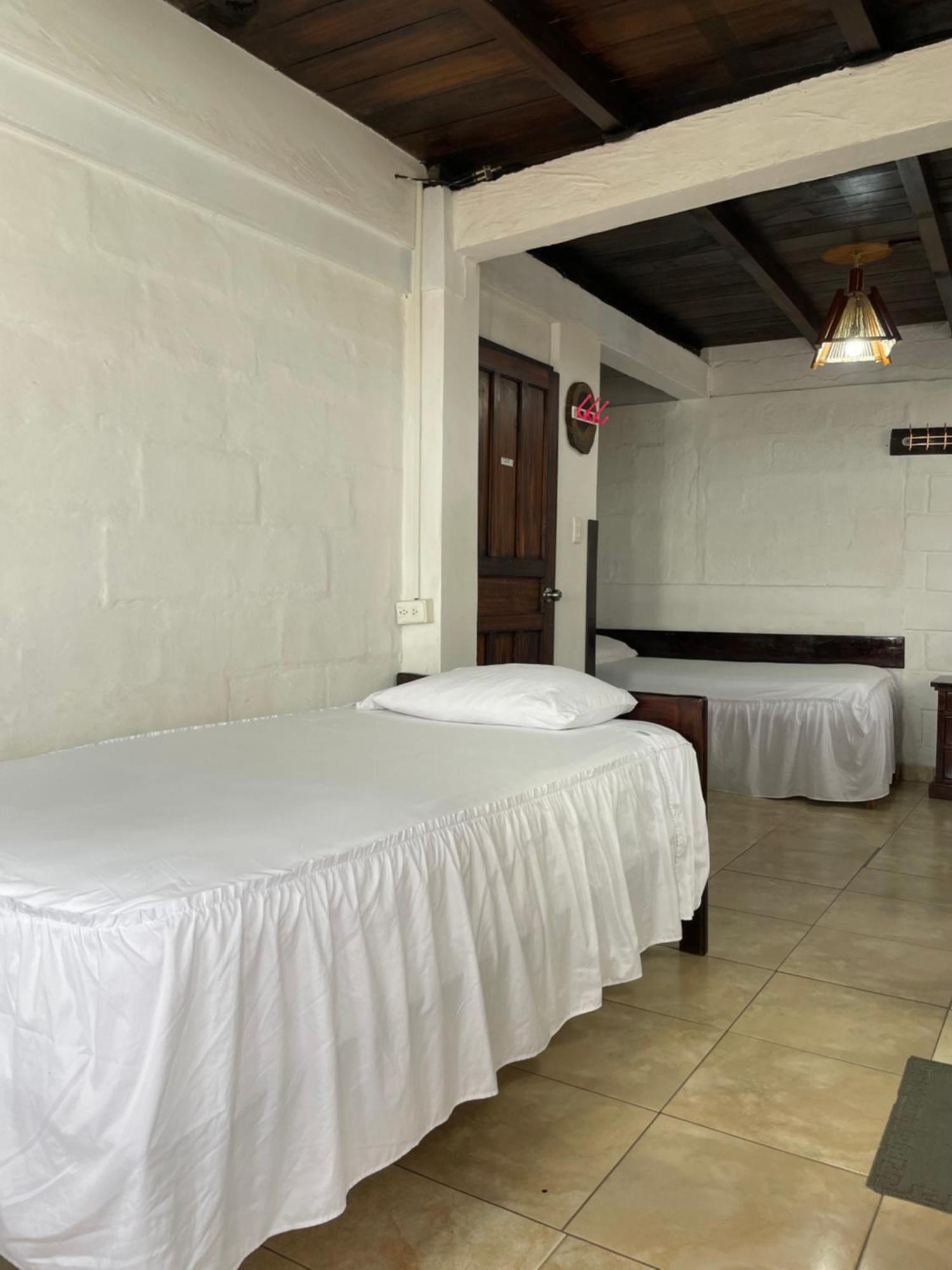 Hotel La Barca Atacames Eksteriør billede